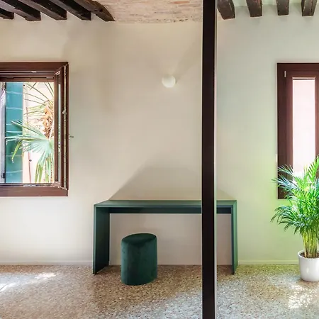 アパートホテル Qn