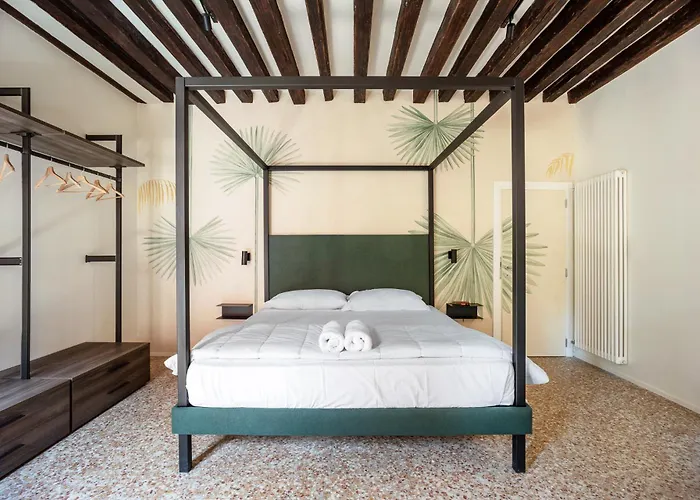 מלון דירות Qn 3*